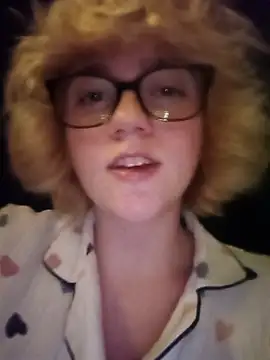 mcjbgfhgjhiiilllufjyf Show in webcam