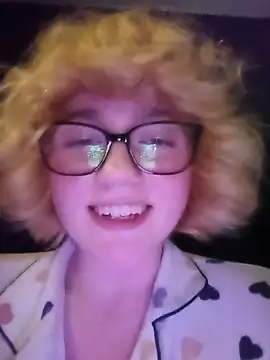 mcjbgfhgjhiiilllufjyf webcam show
