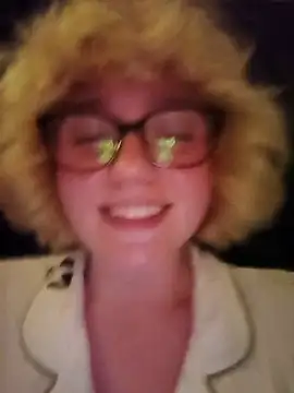 mcjbgfhgjhiiilllufjyf's Webcam Show