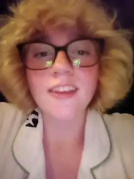 mcjbgfhgjhiiilllufjyf's Webcam Show