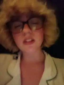 mcjbgfhgjhiiilllufjyf Show in webcam