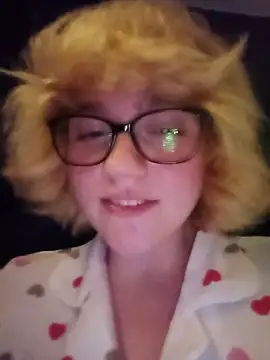 mcjbgfhgjhiiilllufjyf's Webcam Show