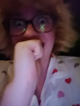 mcjbgfhgjhiiilllufjyf XXX чат на живо
