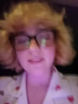 mcjbgfhgjhiiilllufjyf's Webcam Show