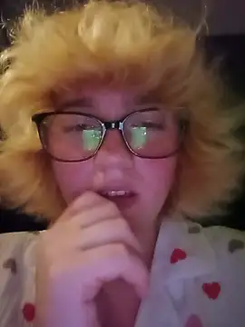 mcjbgfhgjhiiilllufjyf's Webcam Show