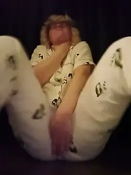 Show modela mcjbgfhgjhiiilllufjyf na web-kameri