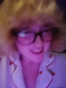 Webkamerová show mcjbgfhgjhiiilllufjyf