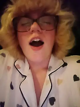 Webkamerová show mcjbgfhgjhiiilllufjyf