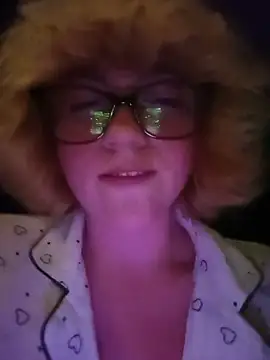 عرض كام mcjbgfhgjhiiilllufjyf