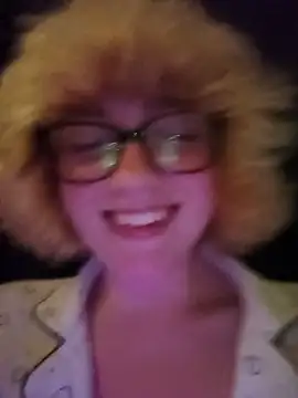 mcjbgfhgjhiiilllufjyf's Webcam Show