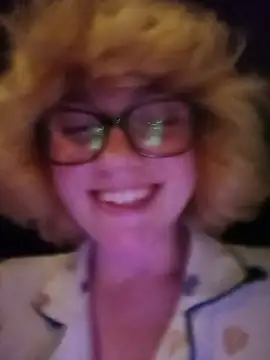 mcjbgfhgjhiiilllufjyf's Live XXX Chat