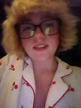 mcjbgfhgjhiiilllufjyf's Live XXX Chat