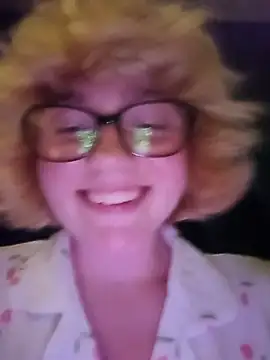 mcjbgfhgjhiiilllufjyf's Webcam Show