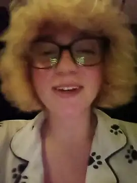 mcjbgfhgjhiiilllufjyf Show in webcam
