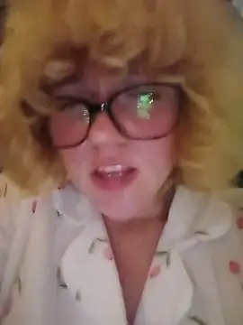 mcjbgfhgjhiiilllufjyf's Webcam Show