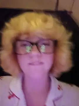 عرض كام mcjbgfhgjhiiilllufjyf