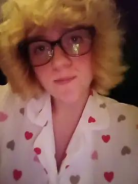 mcjbgfhgjhiiilllufjyf Show Webcam