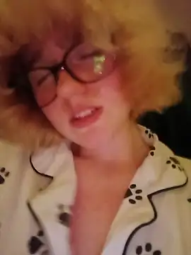 mcjbgfhgjhiiilllufjyf's Live XXX Chat