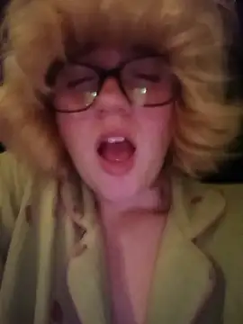 Webkamerová show mcjbgfhgjhiiilllufjyf
