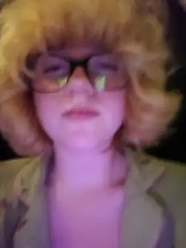 mcjbgfhgjhiiilllufjyf's Webcam Show