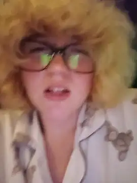 mcjbgfhgjhiiilllufjyf's Webcam Show