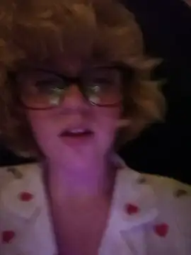 mcjbgfhgjhiiilllufjyf's Webcam Show