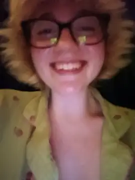 mcjbgfhgjhiiilllufjyf's Webcam Show