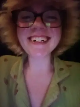 mcjbgfhgjhiiilllufjyf's Webcam Show
