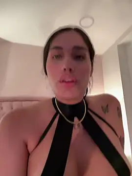 عرض كام Bella__Wood