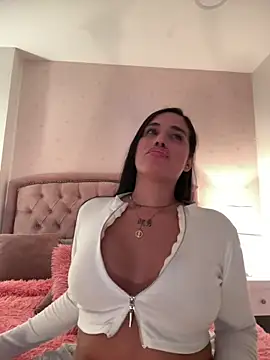Bella__Wood Webcam show