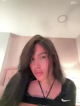 Bella__Wood Show Webcam