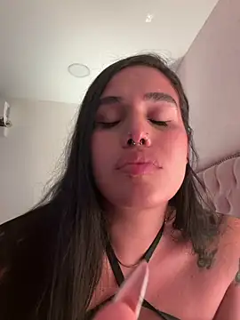 Bella__Wood 웹캠 쇼