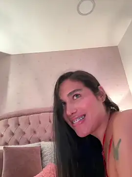 Bella__Wood Pertunjukan Webcam