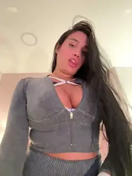 Bella__Wood Webcam-Show