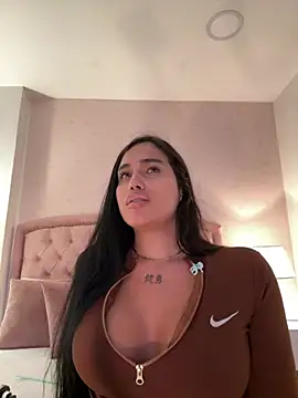 Bella__Wood Webcamshow