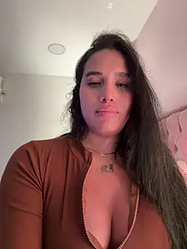 Bella__Wood webcam show