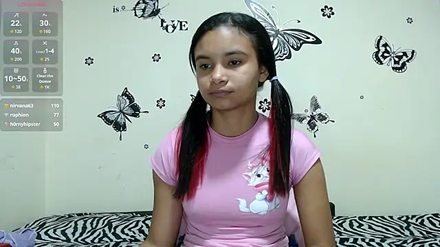 Chat +18 de liz7skinny ao vivo