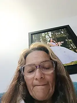 צ'אט XXX בשידור חי של Dannial51