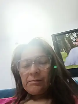 Dannial51 – Naživo XXX chat