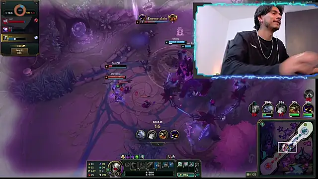 Elian_savoy Adlı Modelin Web Kamerası Şovu