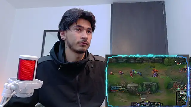 Elian_savoy Show Webcam