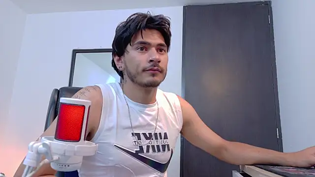 Elian_savoy Show Webcam
