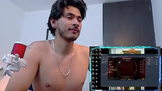 Elian_savoy Show in webcam