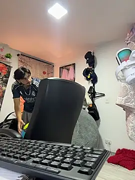 Elian_savoyのウェブカメラショー