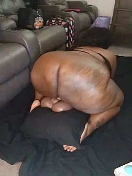 Thickkemzz41's Webcam Show