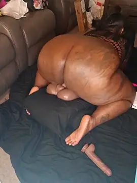 Živá chatovací místnost Thickkemzz41