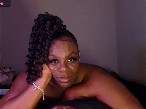 Thickkemzz41's Webcam Show