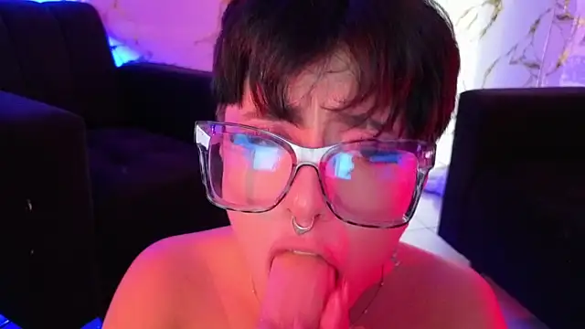 Rebeka-baker's Webcam Show