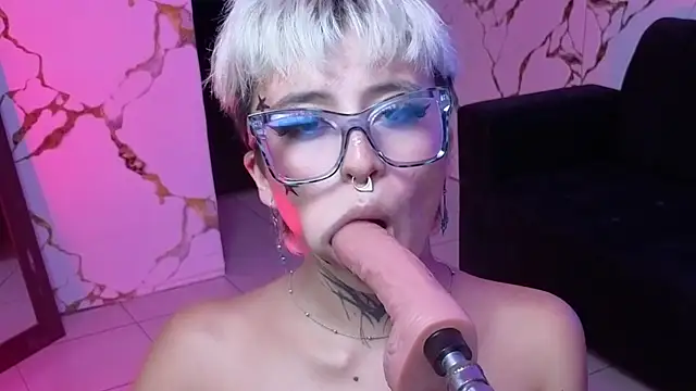 Rebeka-baker's Webcam Show