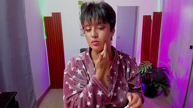 Rebeka-baker's Webcam Show